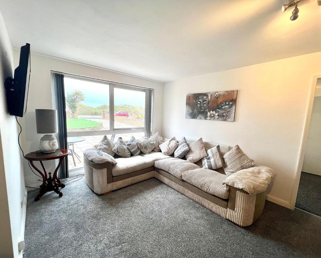 לית'ם סנט אנס Beach Front Apartment With Free Parking, St Annes מראה חיצוני תמונה
