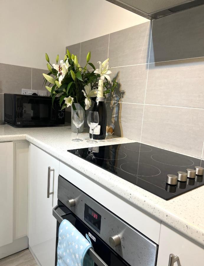 לית'ם סנט אנס Beach Front Apartment With Free Parking, St Annes מראה חיצוני תמונה