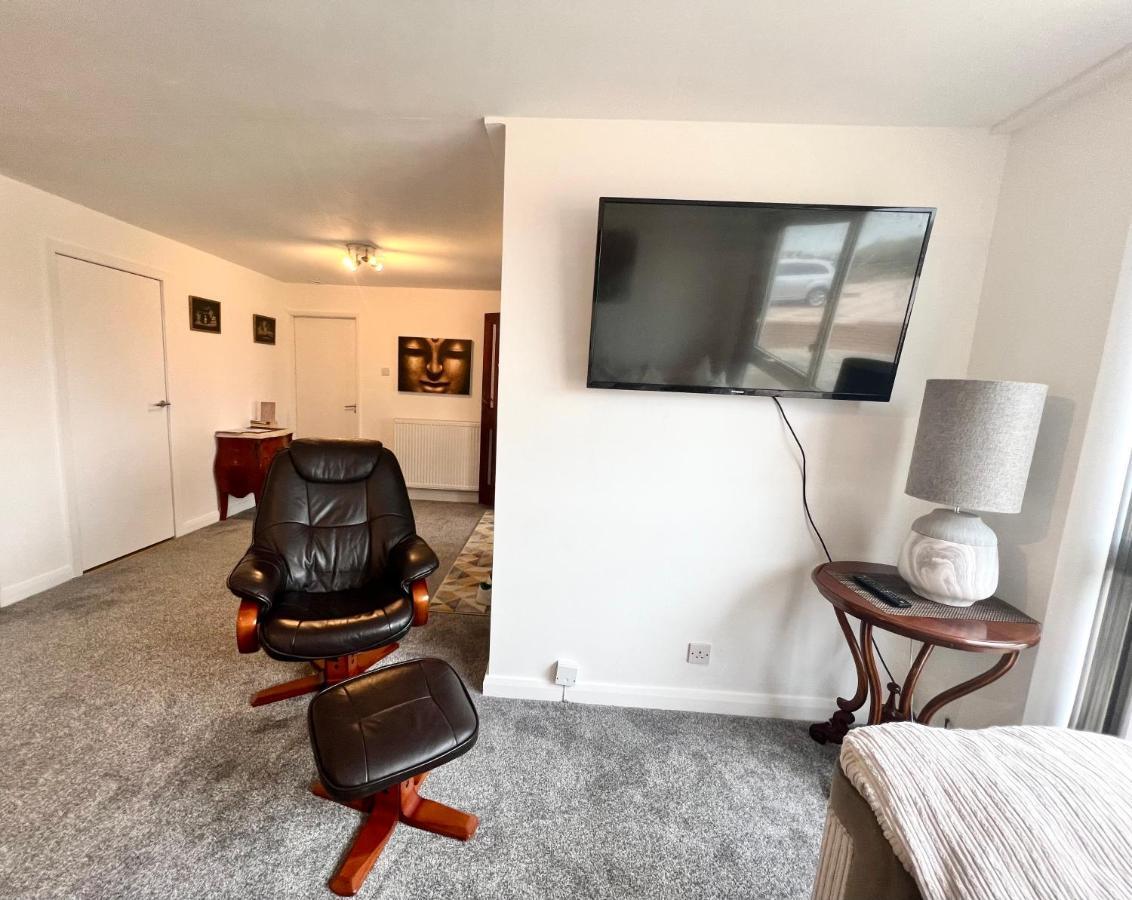 לית'ם סנט אנס Beach Front Apartment With Free Parking, St Annes מראה חיצוני תמונה